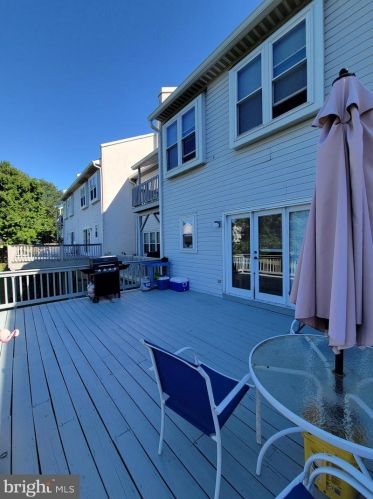 161 Barley Sheaf Dr, Norristown, PA 19403-5304