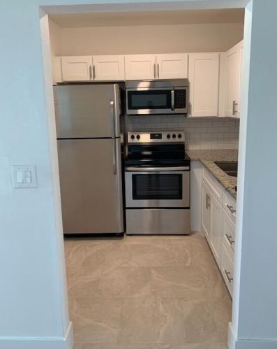 118 Easthampton, West Palm Beach, FL 33417-1920