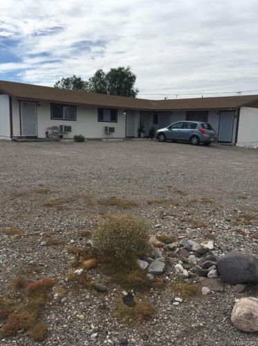 183 Palm Ave, Bullhead City, AZ 86429-5315