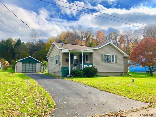 525 Washington St, Seward, PA 15954-2034