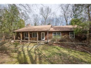 205 Derry Hill Rd, Uncasville, CT 06382-1919