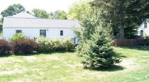 911 Hubbel St, Kelley, IA 50134-7703