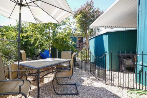 6900 Almond Ave, Citrus Heights CA  95662-3348 exterior