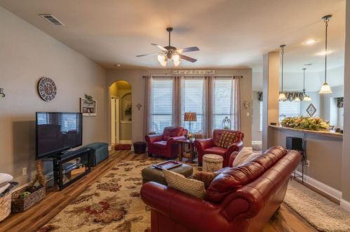 6905 Gamecock Dr, Greenville TX  75402-7720 exterior