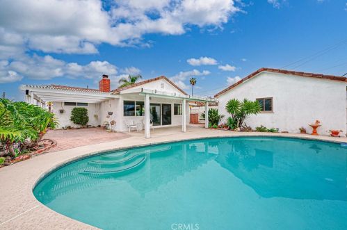 11842 Dorada Ave, Garden Grove CA  92840-5501 exterior
