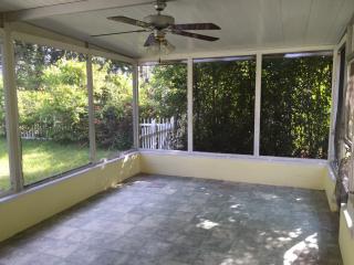 110 Shannon Dr, Sanford FL  32773-5460 exterior