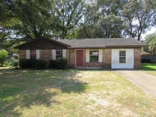 4891 Oakland Dr, Pensacola, FL 32526-3402