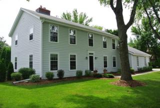 1970 Beaver Ln, Brookfield, WI 53045-4705