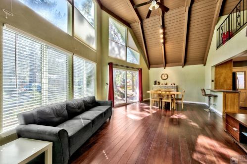 1394 Matheson Dr, South Lake Tahoe CA  96150-8014 exterior