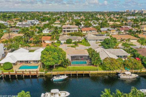 770 Dover St, Boca Raton, FL 33487-3111