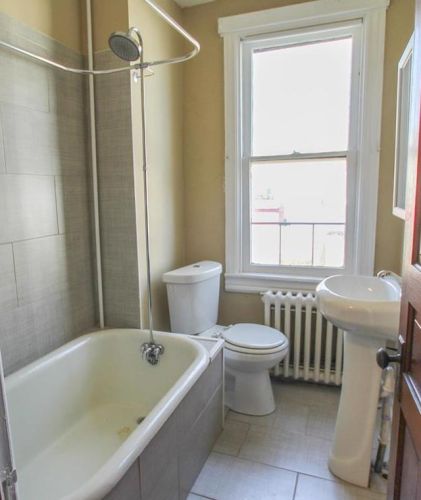 1335 Spruce St, Easton PA  18042-4071 exterior