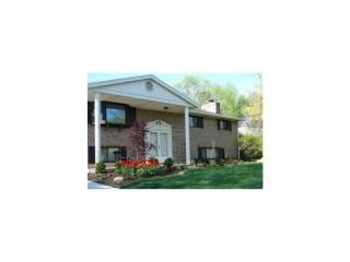 3575 Knollwood Dr, Dayton, OH 45432-2215