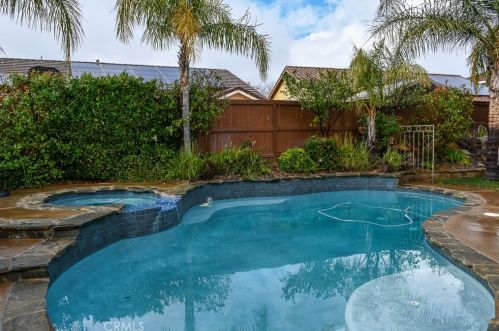 1265 Larkspur Ln, Beaumont CA  92223-2091 exterior