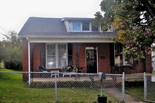 106 6th Ave, Lewisburg, TN 37091-3248