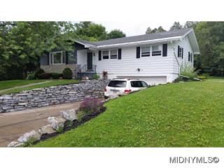 18 Glenridge Rd, Whitesboro, NY 13492-2804