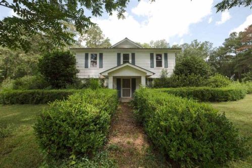 7367 Attapulgus Hwy, Quincy, FL 32352-0995