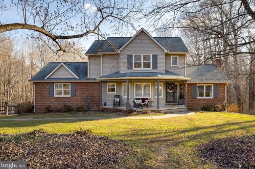 10 Palomino Ct, Spotsylvania, VA 22551-8823