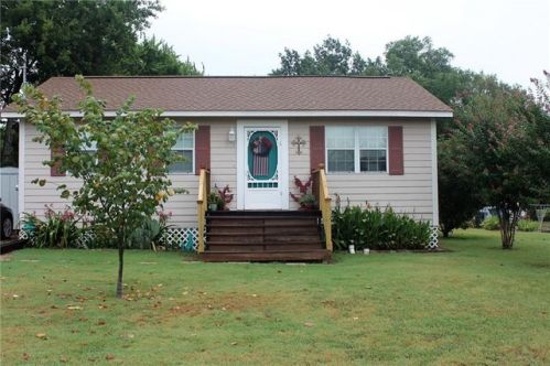 202 Harding St, Springhill TX  exterior