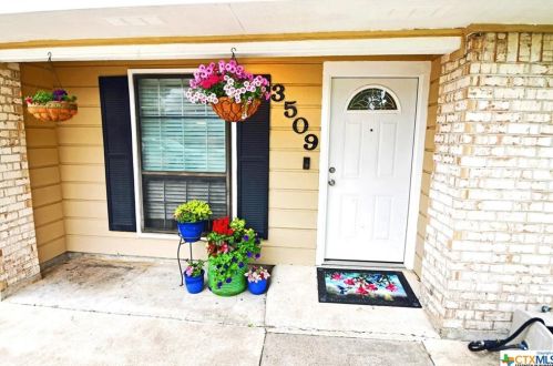 3509 Seagull St, Victoria, TX 77901-7691