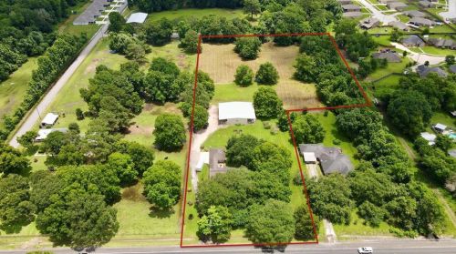 1003 Winfree St, Mont Belvieu, TX 77535