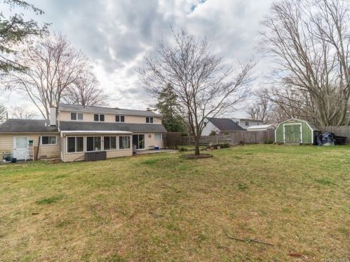 7 Jean Ln, Rye Brook, NY 10573-1311