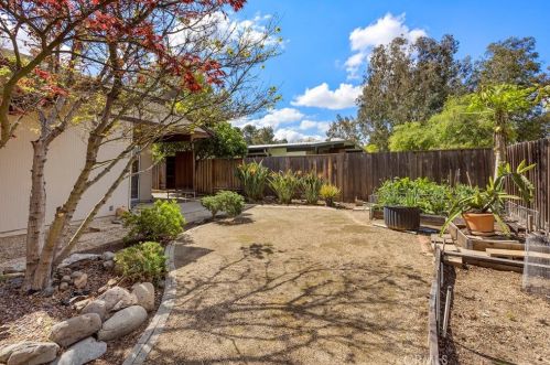 5041 Elsinore Ave, Orange CA  92869-1223 exterior