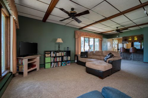842 10th St, Manitowoc, WI 54220-3305