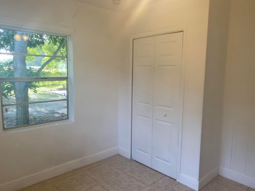 3218 Mura Dr, Fort Pierce FL  34982-6418 exterior