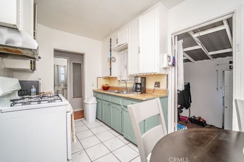 1818 Rose Ave, Compton CA  90221-1006 exterior