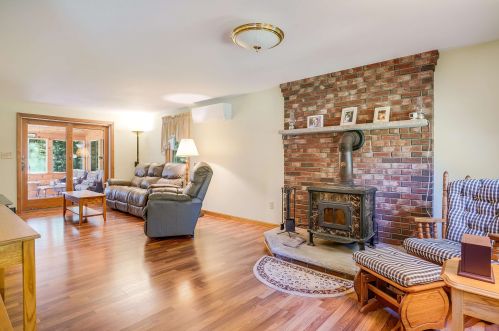 58 Long Pond Rd, Danville NH  03819-3126 exterior