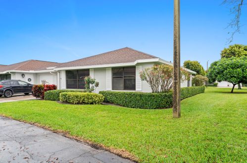 9880 Chestnut Tree Ter, Boynton Beach, FL 33436-0533