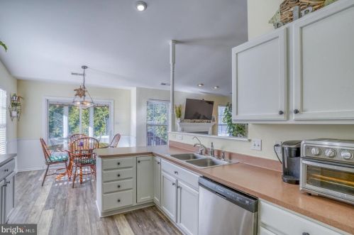 22 Amberwood Way, Lewes DE  19958-9468 exterior