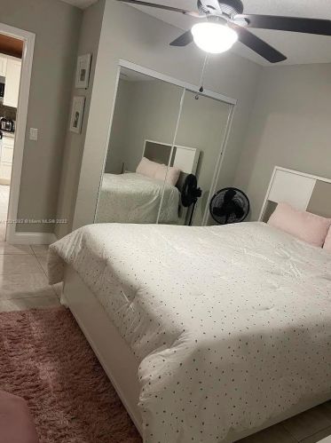 6100 40th St, Hollywood FL  33023-5110 exterior