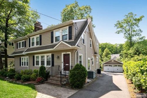 308 Monroe St, Ridgewood, NJ 07450-2300