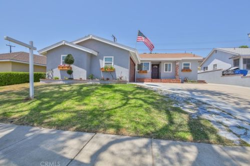 301 La Plaza Dr, La Habra, CA 90631-4449
