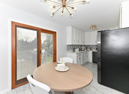 6635 125th Pl, Kenosha WI  53158-3660 exterior