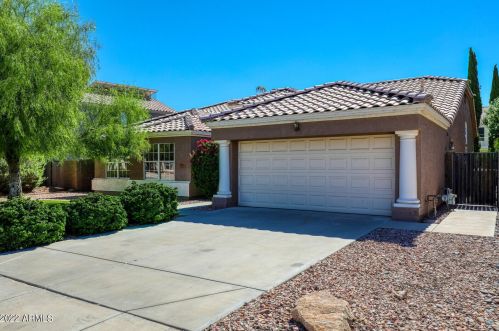 19820 67th Dr, Glendale, AZ 85308-5585