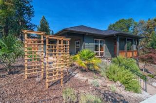 755 Mountain Ave, Ashland, OR 97520-3245