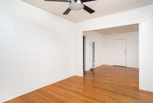 5966 Linnet St, San Diego CA 92114-4122 exterior