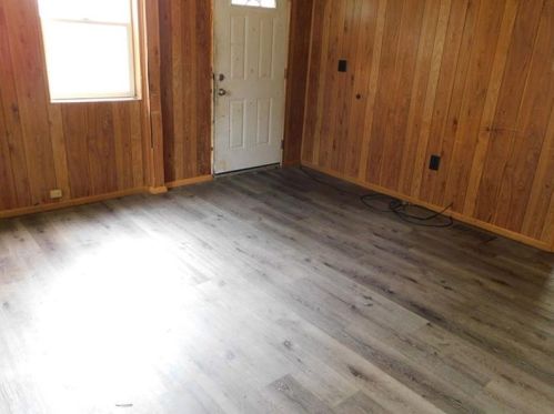 312 Pine Pl, Meadville, PA 16335-4306