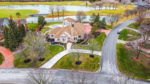 800 Killarney Dr, Dyer, IN 46311-3702