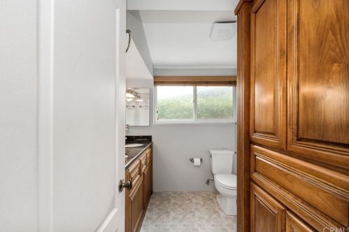 818 South St, Anaheim CA  92805-4415 exterior