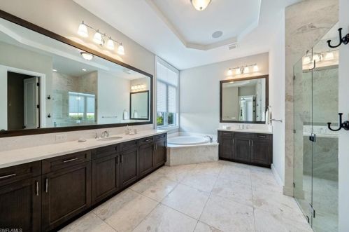 2139 Torino Way, Naples FL  34105-3033 exterior
