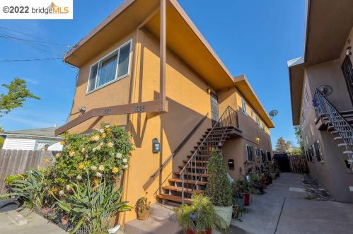 1636 99 Ave, Oakland CA  94605-4814 exterior