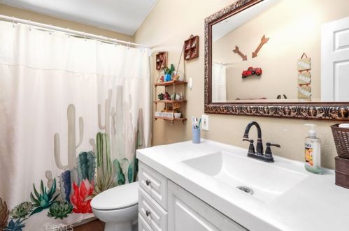 18495 Darin Dr, Perris CA  92570-9187 exterior