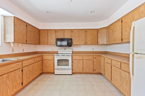 1918 Sheffield Ave, Marco Island FL  34145-6703 exterior