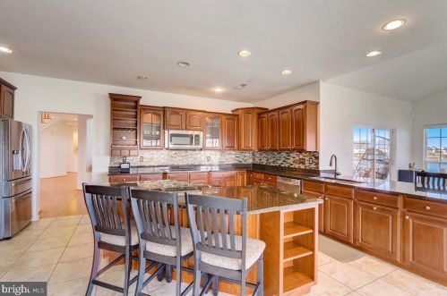 33 Mullen Dr, Erial NJ  08081-1300 exterior