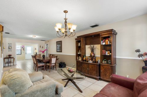 14248 Paddock Dr, West Palm Beach FL  33414-7812 exterior