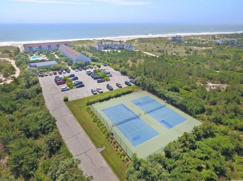 2062 Montauk Hwy, Promised Land, NY 11930-2019