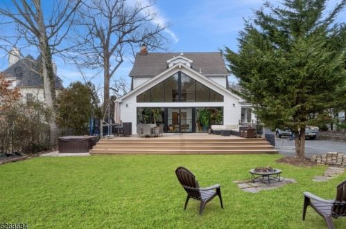 303 Nutley Ave, Nutley NJ  07110-2435 exterior